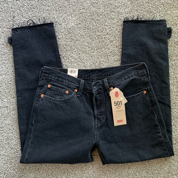 NWT Levi’s 501 Taper Cropped - Black - Picture 5 of 8